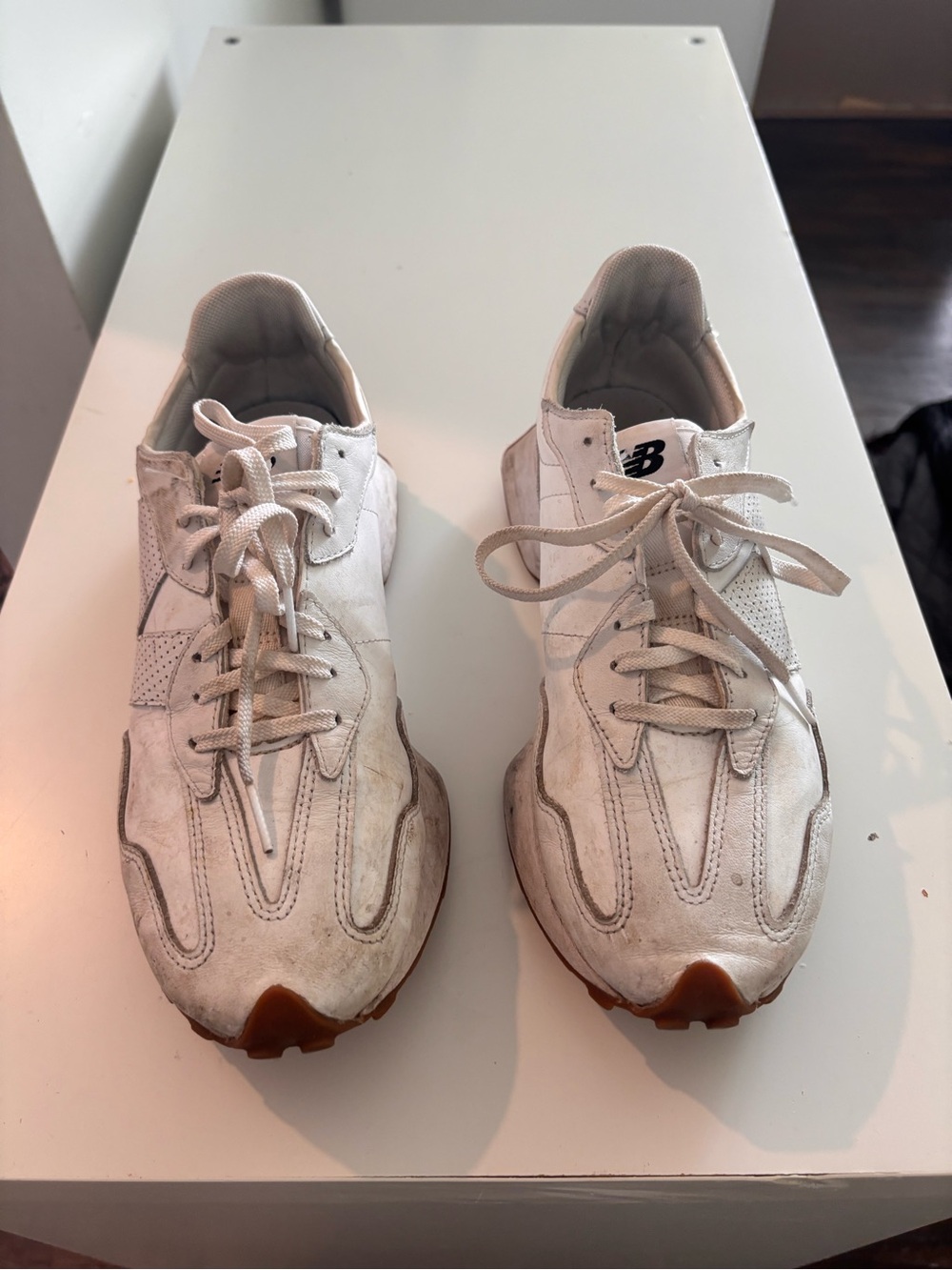 New balance sneaker women’s 327